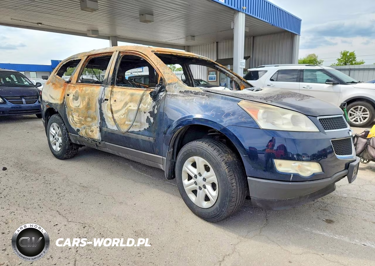 2011 Chevrolet Traverse Ls VIN:1GNKREED7BJ403873 - 4