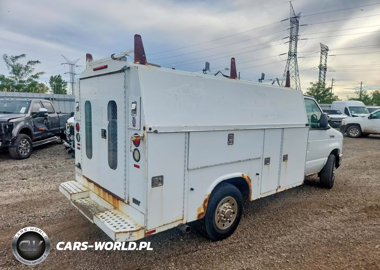 2008 Ford Econoline E350 Super Duty Cutaway Van VIN:1FDSE35L98DA70417 - 3