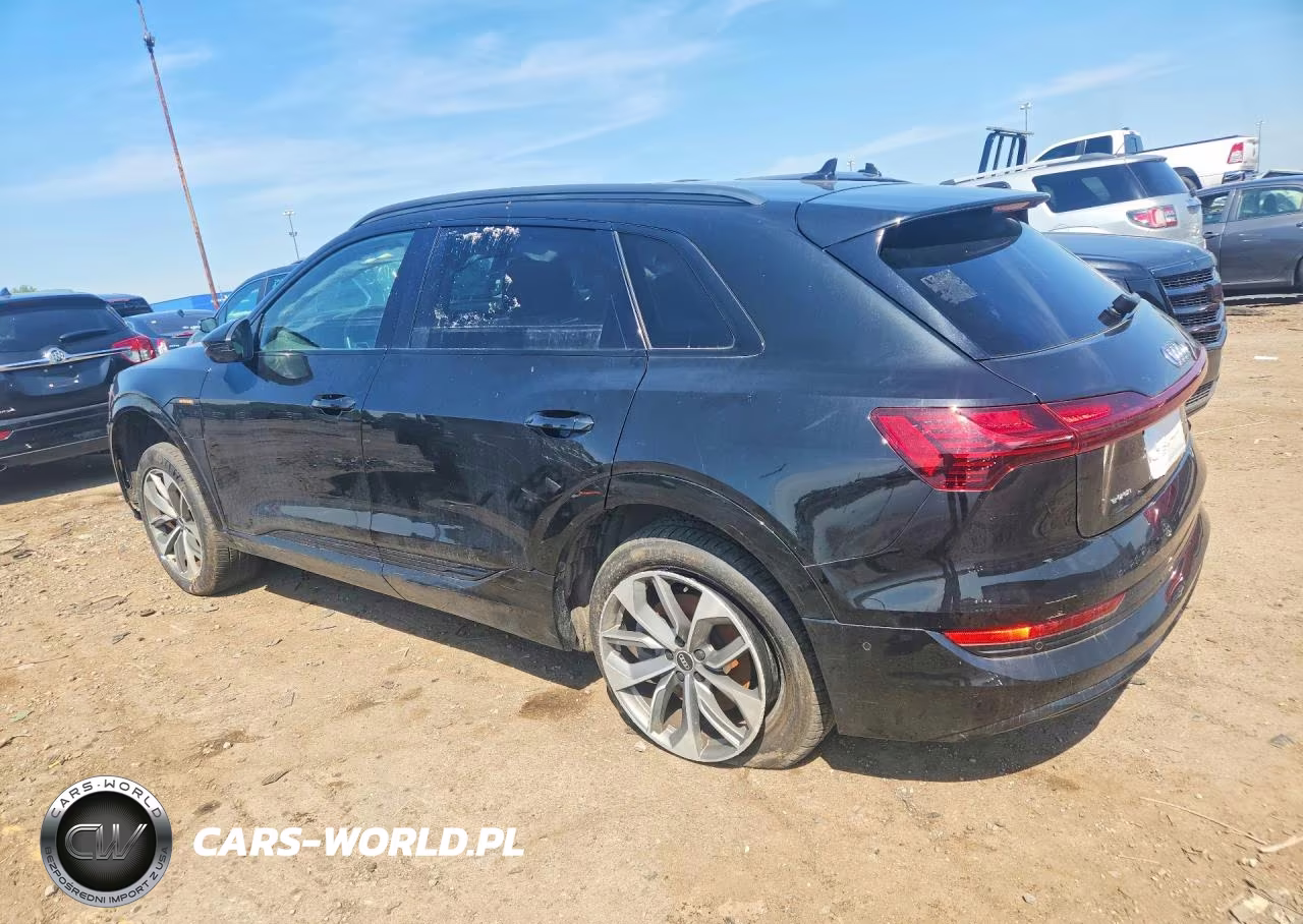 2021 Audi E-Tron Premium Plus VIN:WA1LAAGE1MB020277 - 2