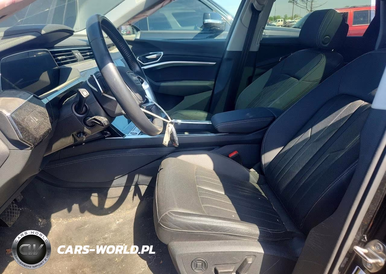 2021 Audi E-Tron Premium Plus VIN:WA1LAAGE1MB020277 - 7
