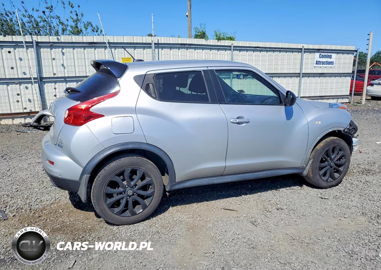 2013 Nissan Juke S VIN:JN8AF5MR6DT212886 - 3
