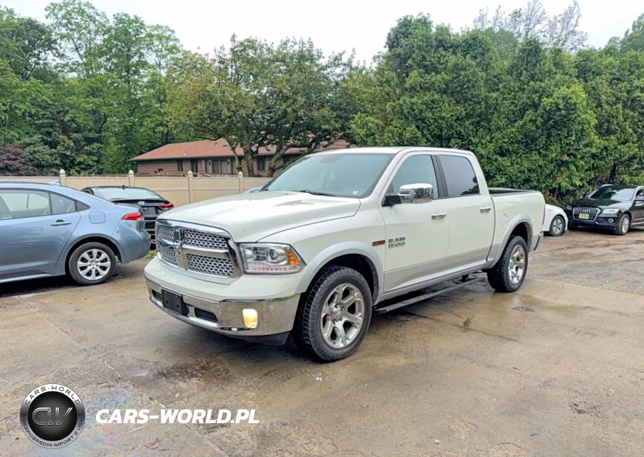 2018 Ram 1500 Laramie 4X4 5'7 Box VIN:1C6RR7NM9JS254451 - 2