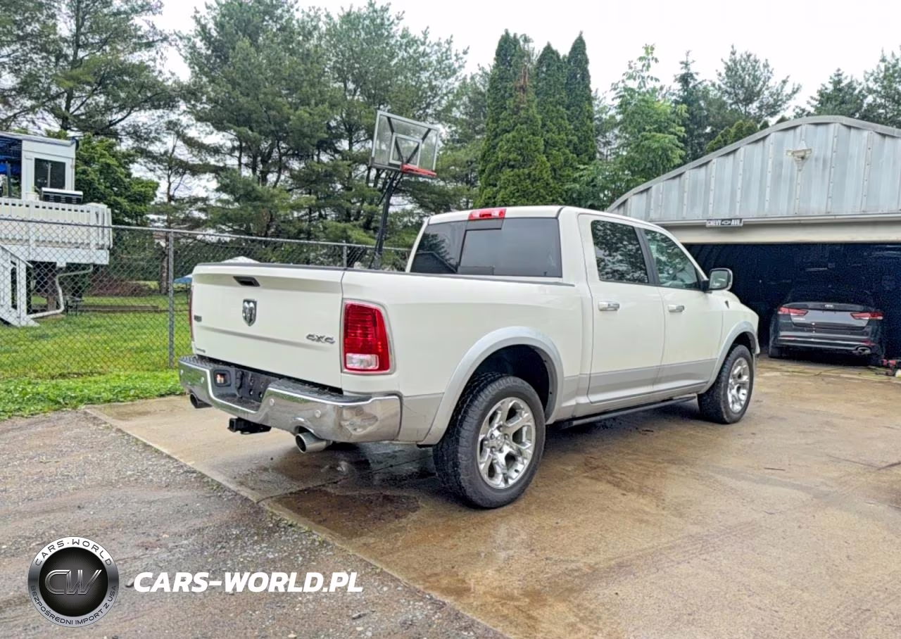 2018 Ram 1500 Laramie 4X4 5'7 Box VIN:1C6RR7NM9JS254451 - 4