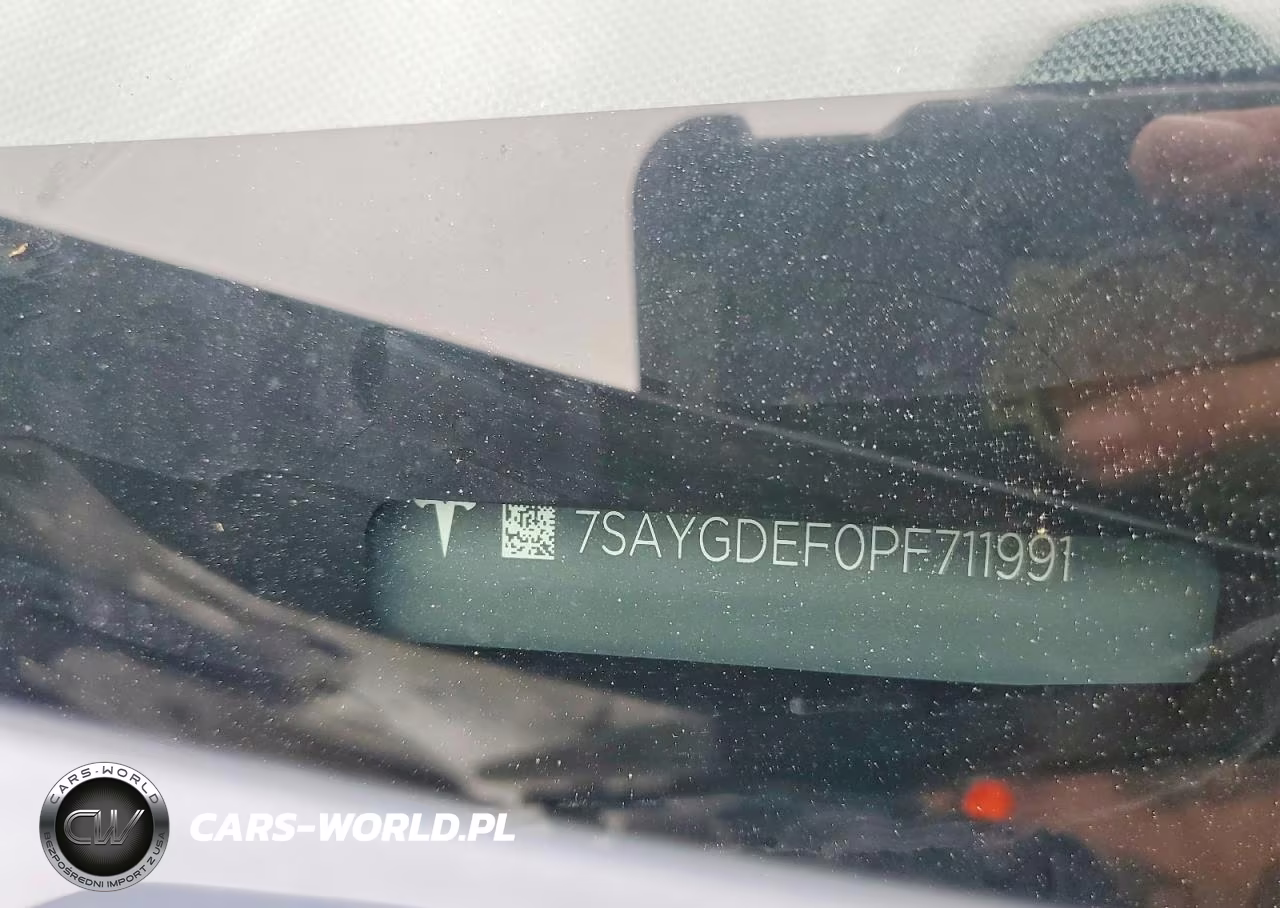 2023 Tesla Model Y VIN:7SAYGDEF0PF711991 - 12