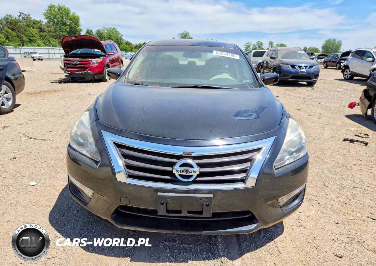 2014 Nissan Altima 2.5 S VIN:1N4AL3AP0EN389764 - 5
