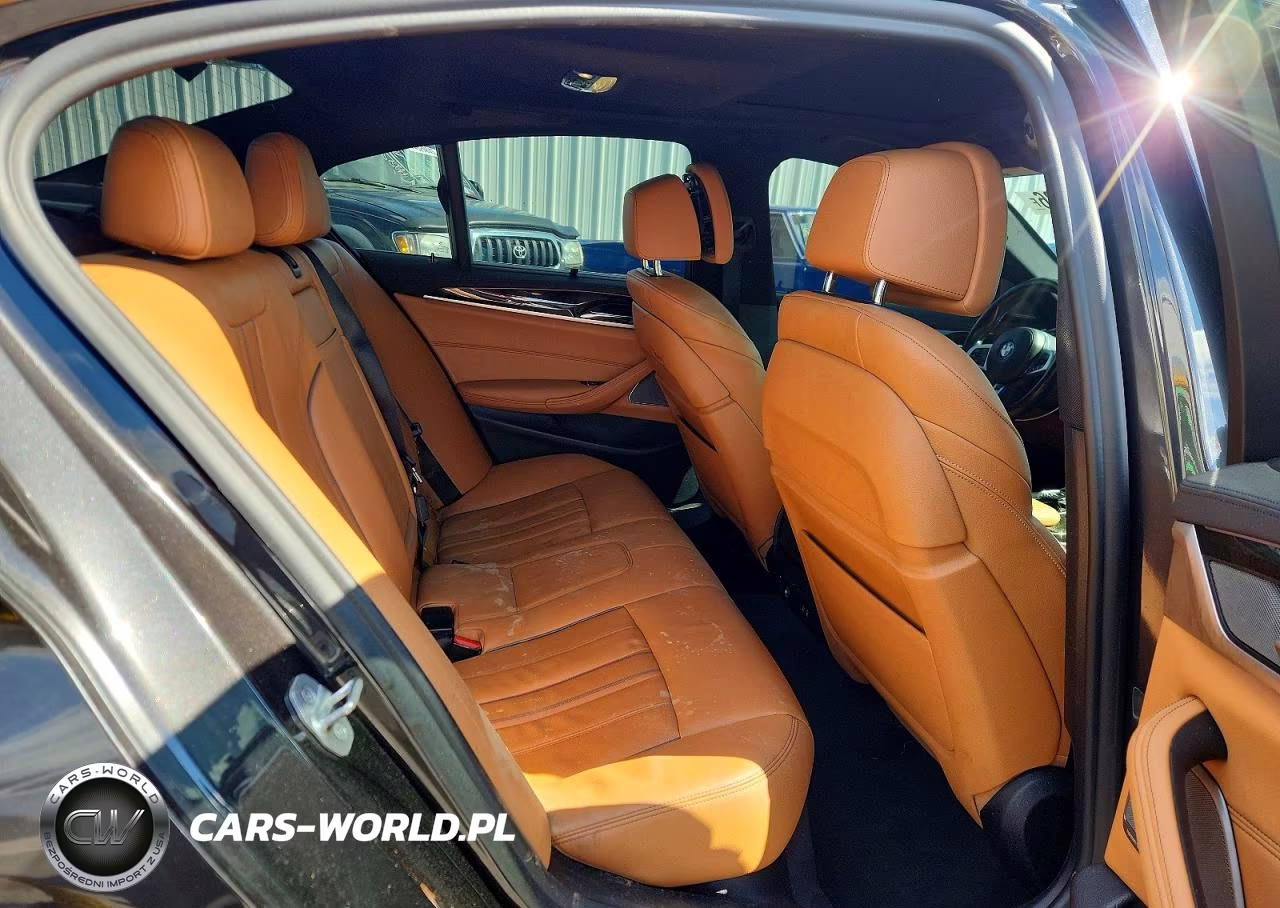 2020 BMW M550Xi VIN:WBAJS7C02LCE14810 - 10