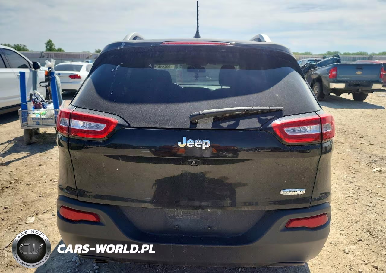 2017 Jeep Cherokee Latitude VIN:1C4PJLCB9HW574535 - 6