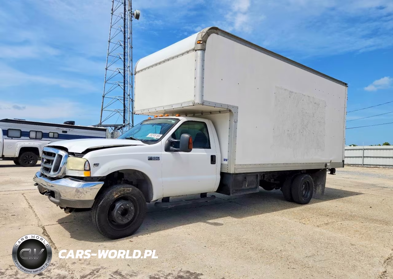 2003 Ford F550 Box Truck