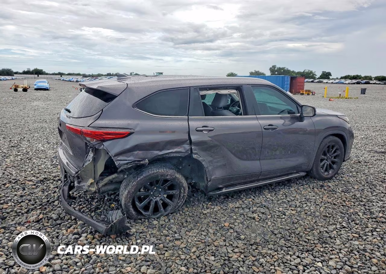 2023 Toyota Highlander Xle VIN:5TDKDRAH9PS027856 - 3