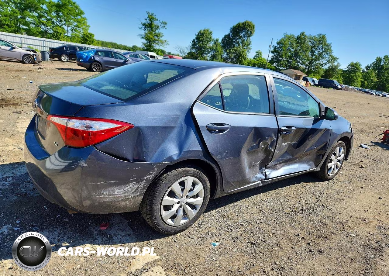 2016 Toyota Corolla Le VIN:2T1BURHE7GC628381 - 3