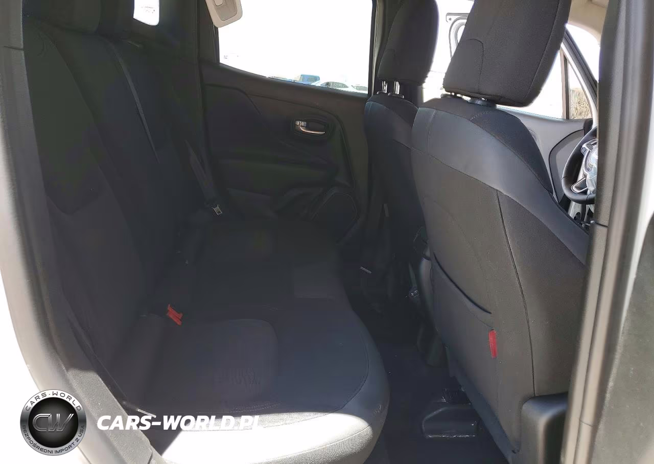 2023 Jeep Renegade Trailhawk VIN:ZACNJDC16PPP67951 - 11