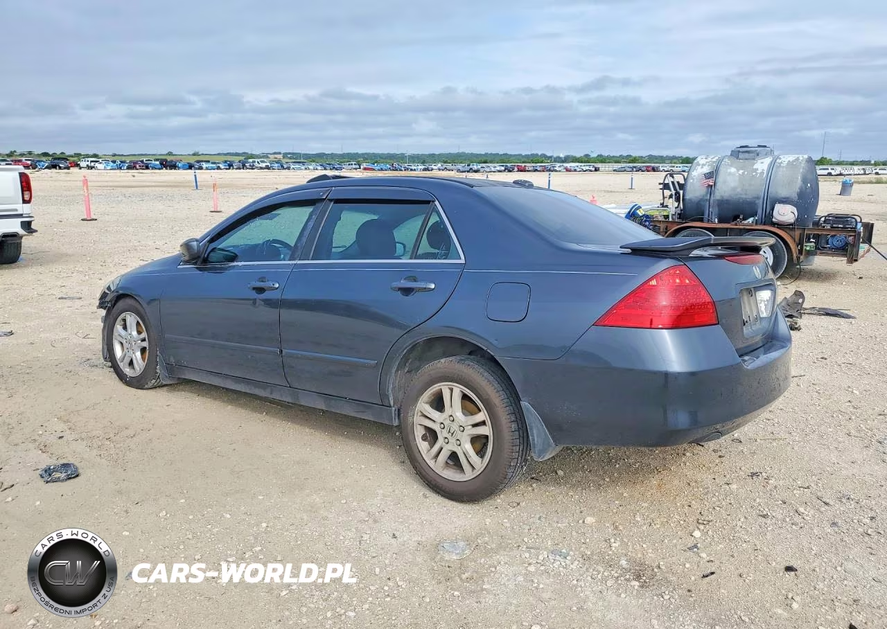 2007 Honda Accord Ex VIN:1HGCM56817A161605 - 2