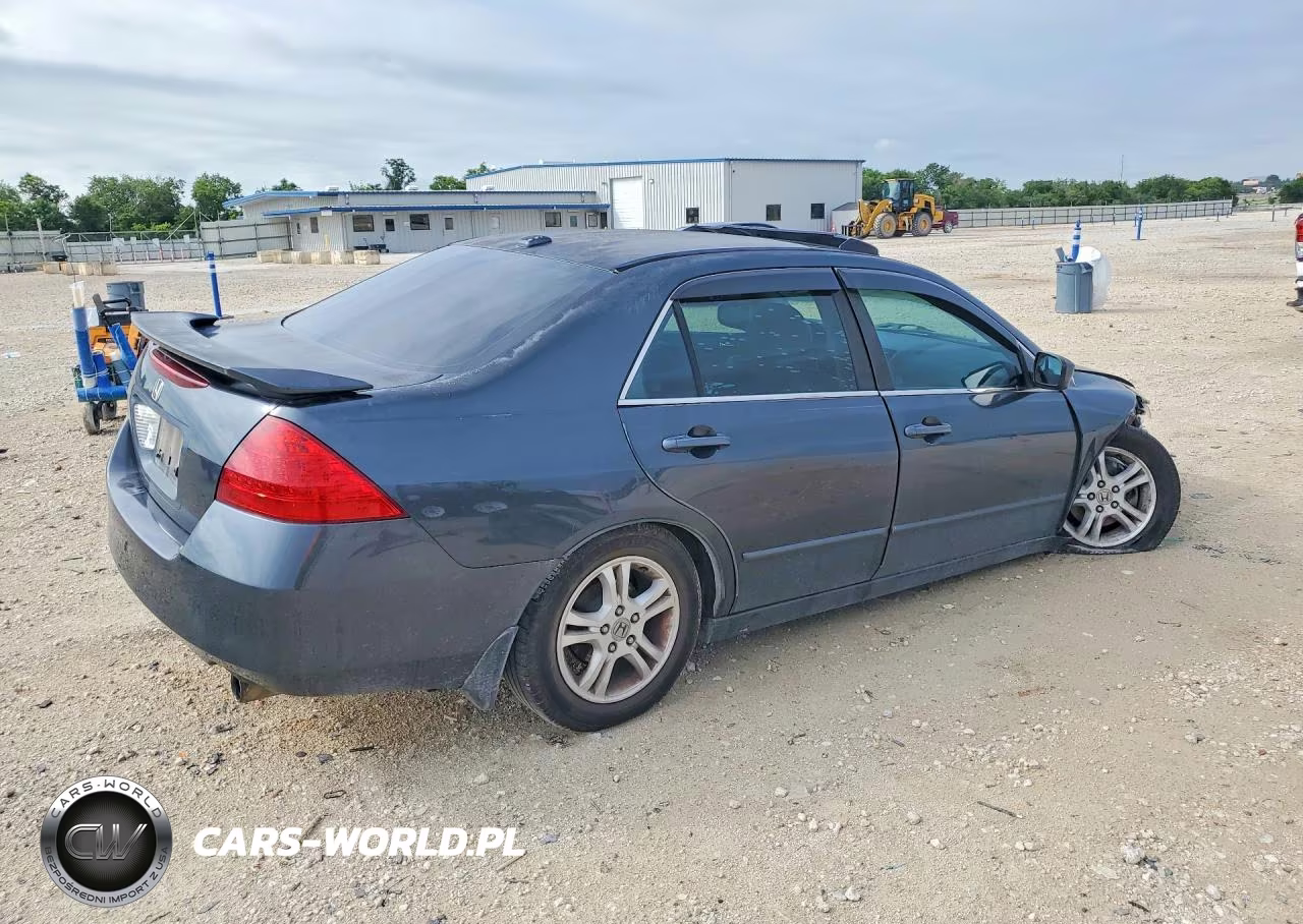 2007 Honda Accord Ex VIN:1HGCM56817A161605 - 3