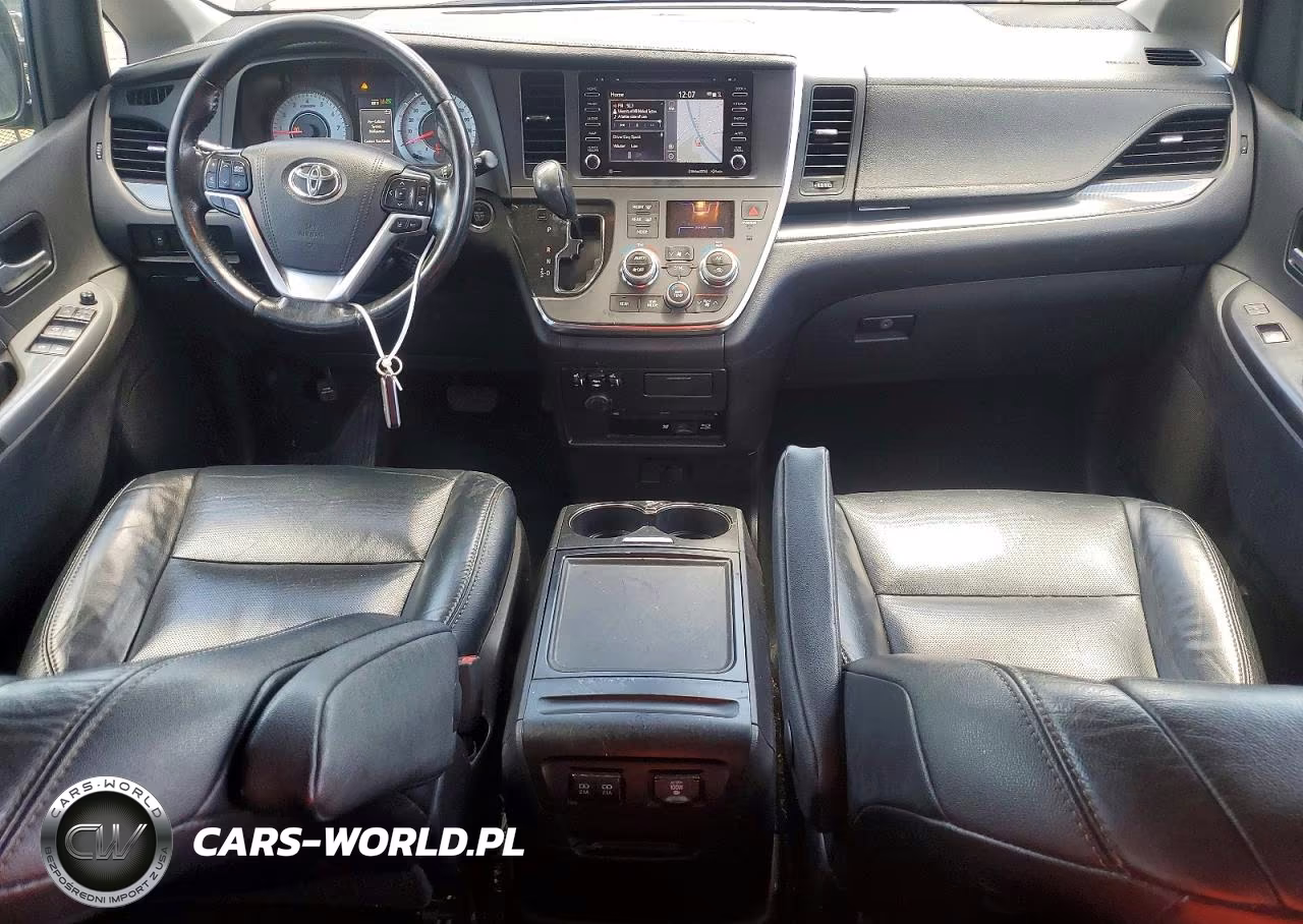 2018 Toyota Sienna Se Premium 8-Passenger VIN:5TDXZ3DC7JS949294 - 8