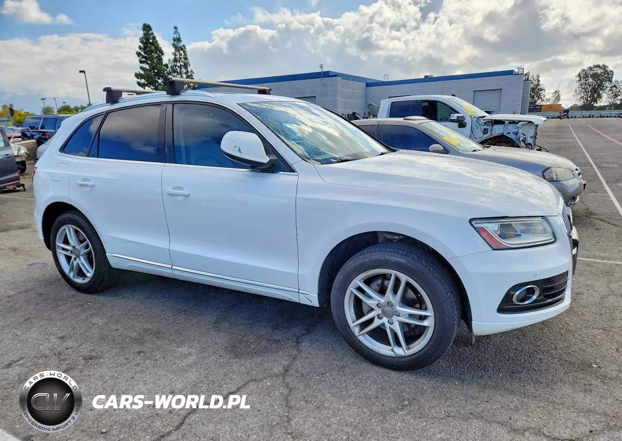 2014 Audi Q5 Premium Plus VIN:WA1LFAFPXEA054858 - 4