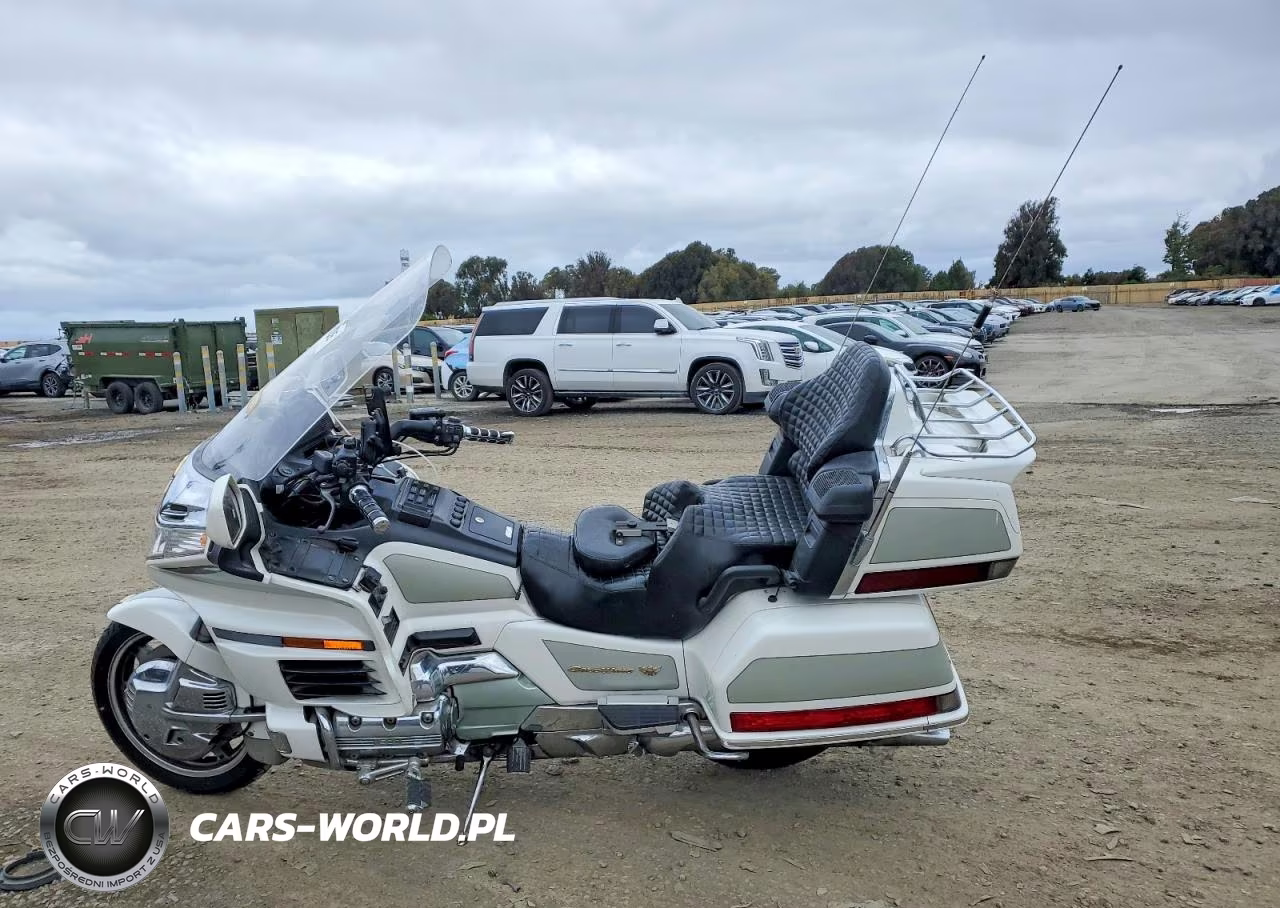 2000 Hond-Honda 1500 VIN:1HFSC2248YA200244 - 3