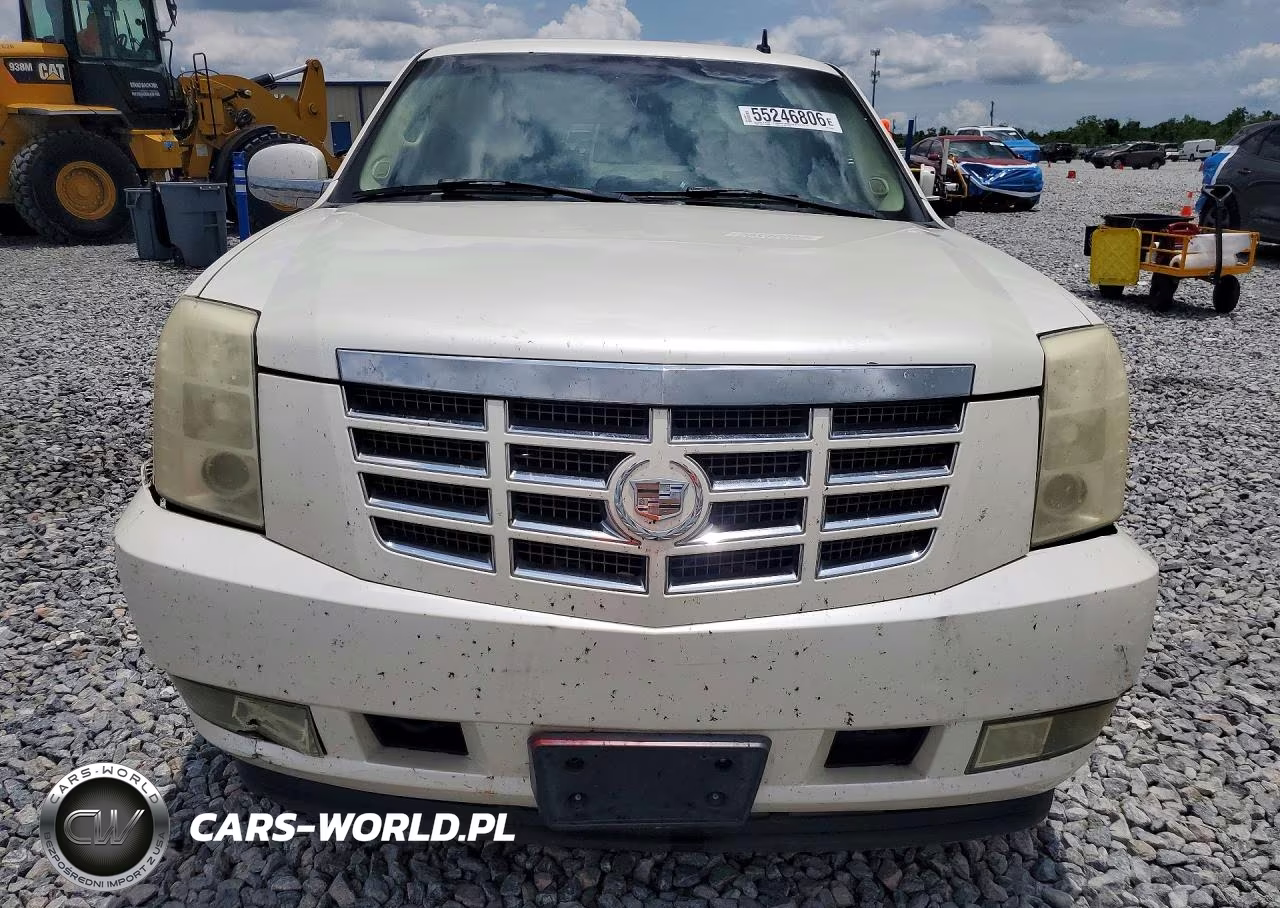 2008 Cadillac Escalade Luxury VIN:1GYEC63888R100933 - 5