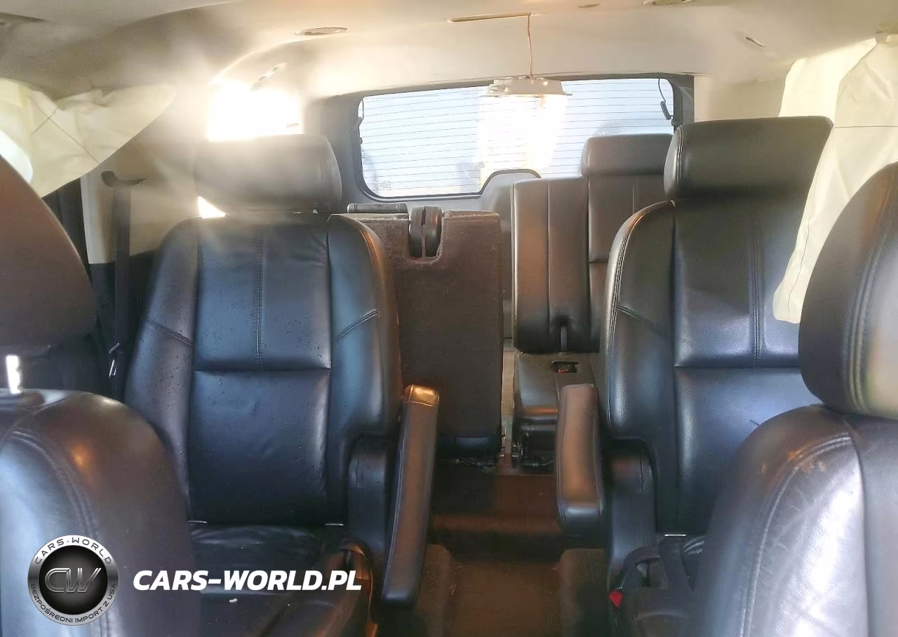2008 GMC Yukon VIN:1GKFC13008R225050 - 10