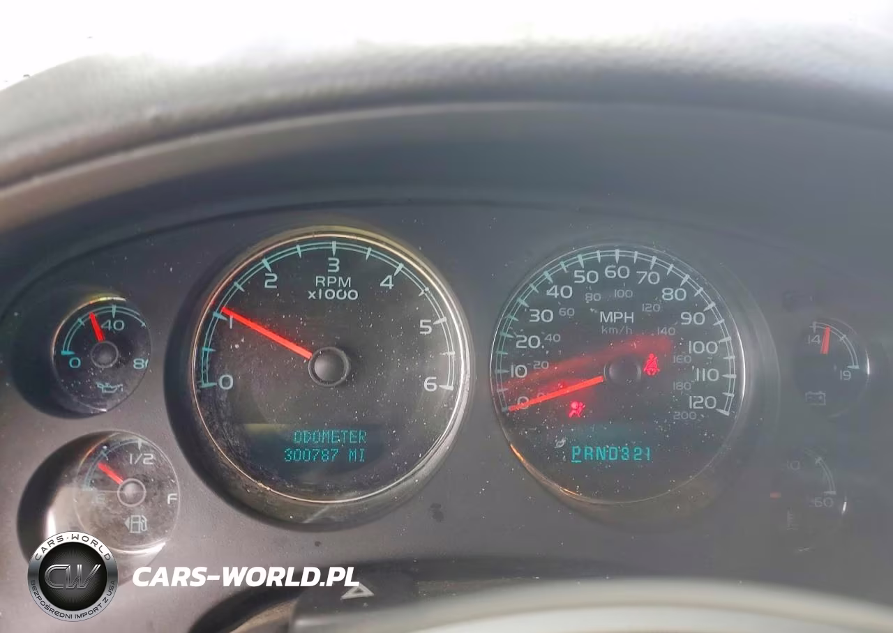 2008 GMC Yukon VIN:1GKFC13008R225050 - 9
