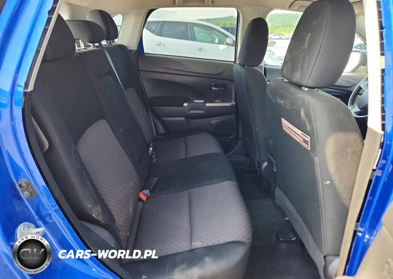2018 Mitsubishi Outlander Sport Es VIN:JA4AP3AU4JU021957 - 10