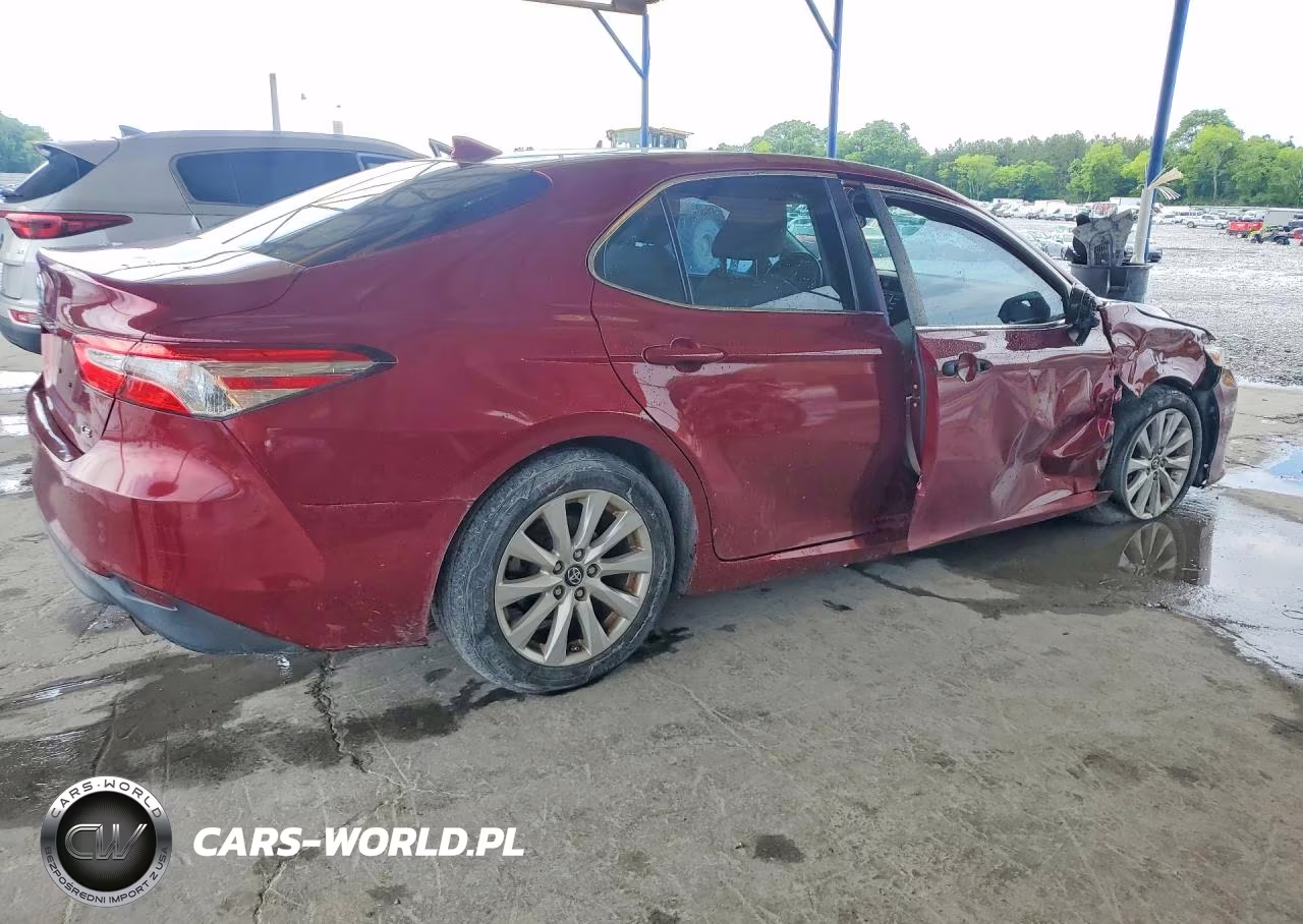 2019 Toyota Camry Le VIN:4T1B11HK1KU852978 - 3