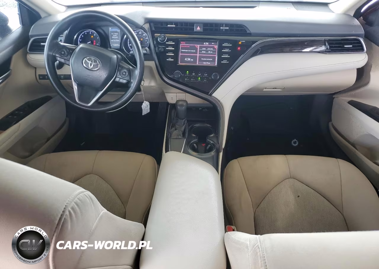 2019 Toyota Camry Le VIN:4T1B11HK1KU852978 - 8