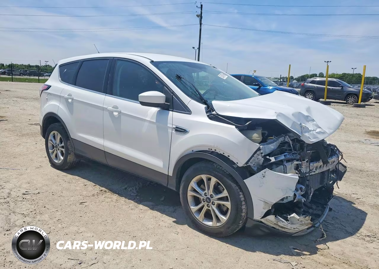 2017 Ford Escape Se VIN:1FMCU9GD3HUA23979 - 4