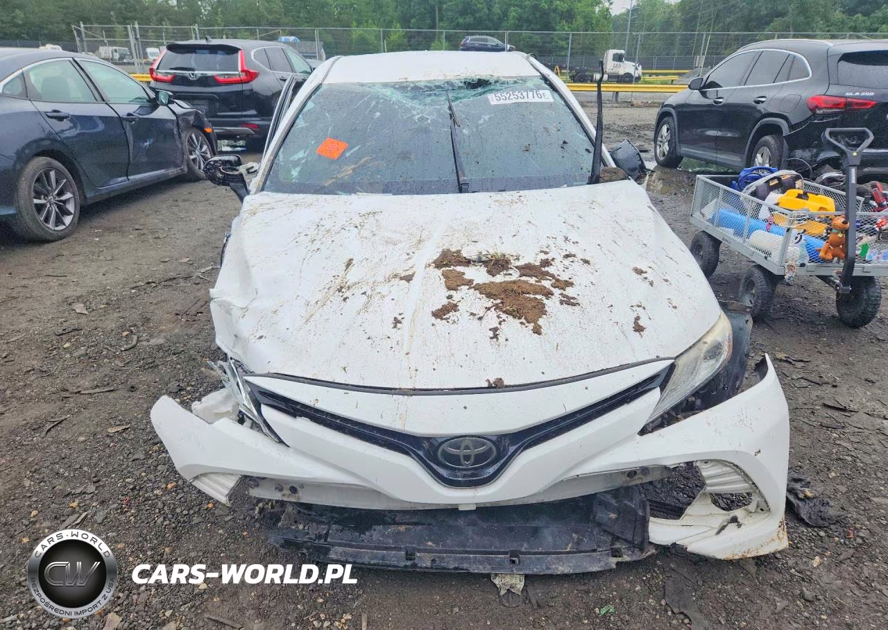 2019 Toyota Camry Xle VIN:4T1B11HK9KU767791 - 5