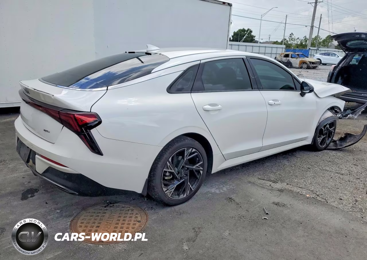 2025 Kia K5 Gt Line VIN:KNAG64J79S5301028 - 3