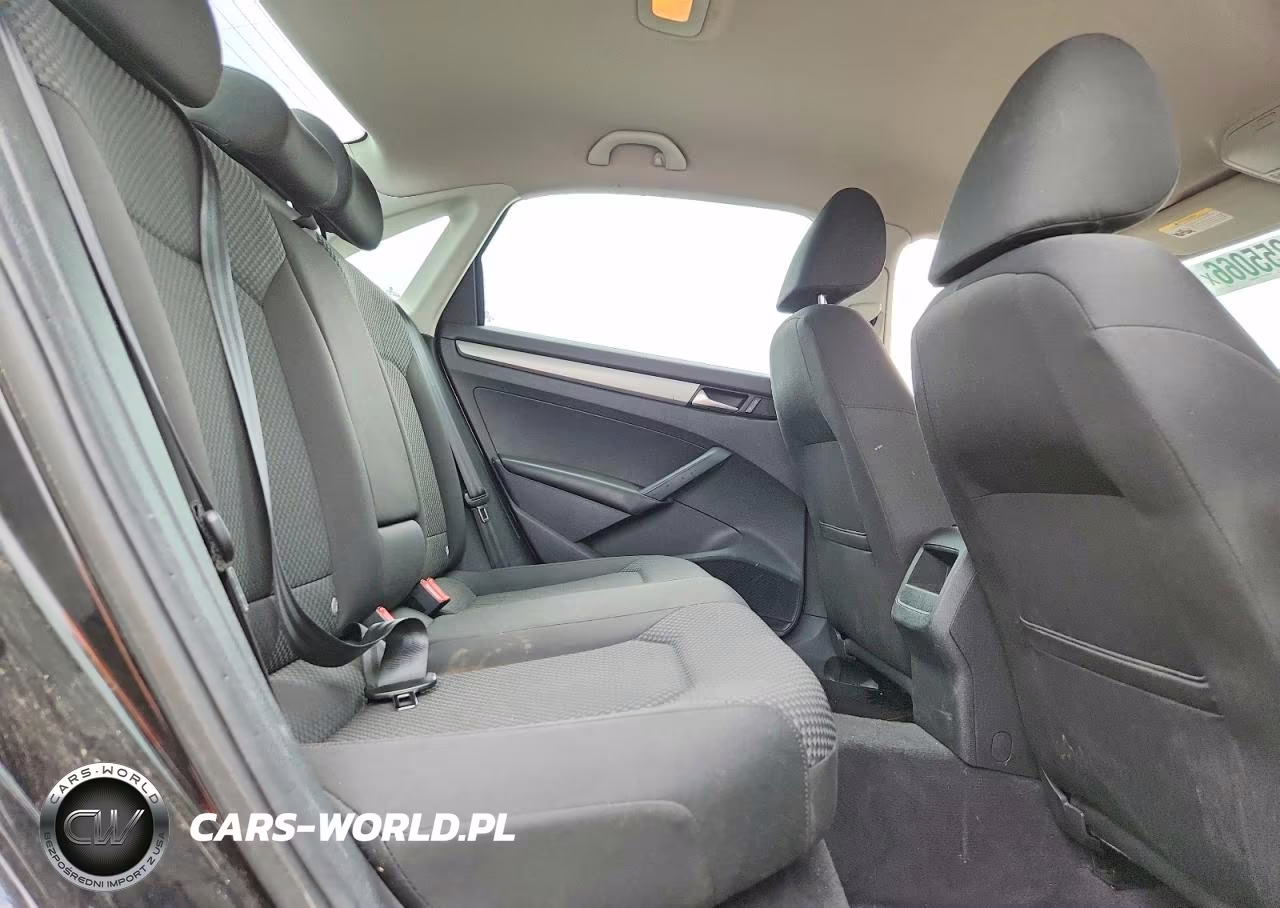 2012 Volkswagen Passat VIN:1VWAP7A34CC027445 - 10