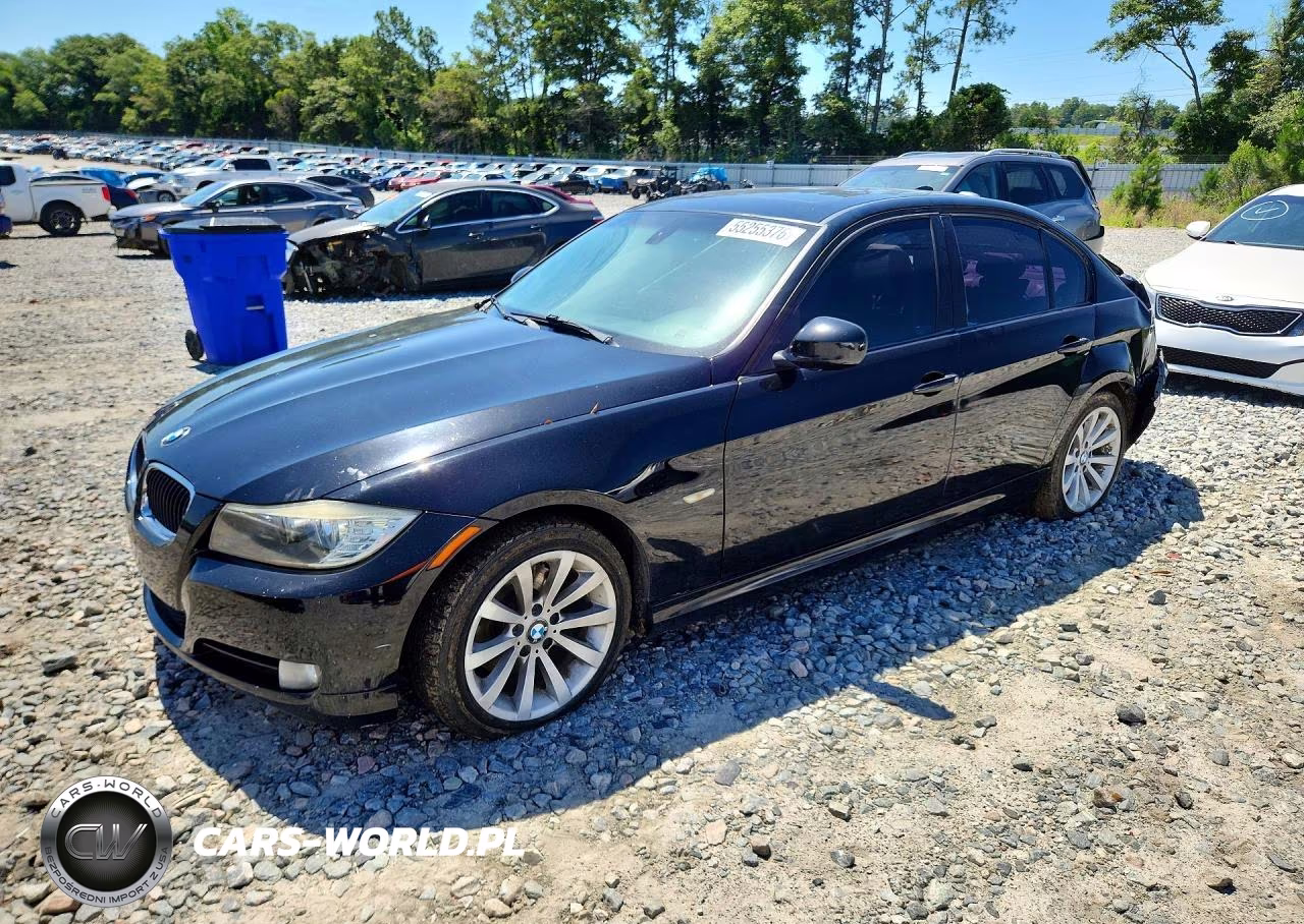 2011 BMW 328 I – zdjęcie 1 z 12