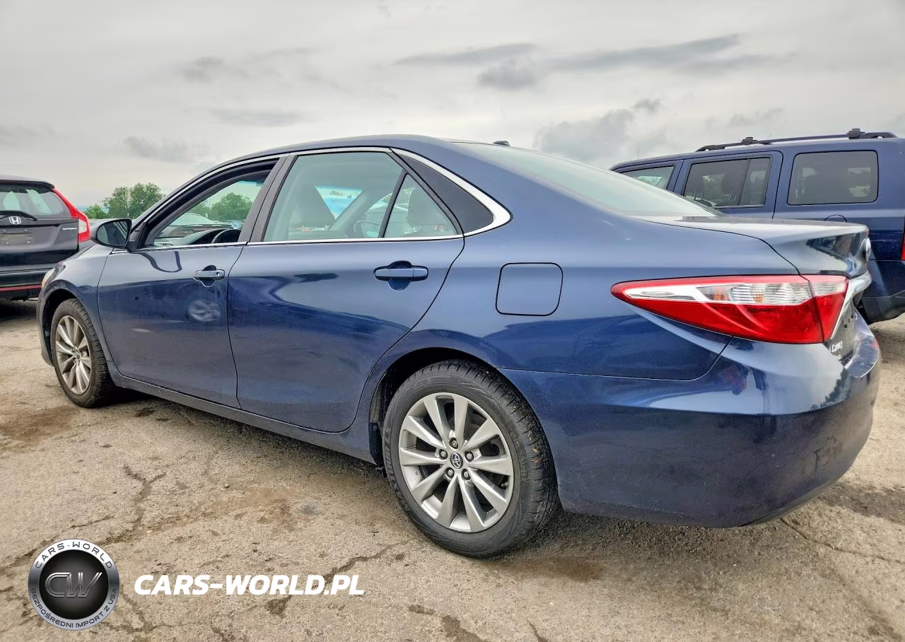 2015 Toyota Camry Xle VIN:4T1BF1FK2FU981239 - 2