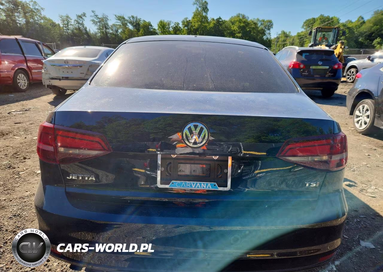 2018 Volkswagen Jetta S VIN:3VW2B7AJXJM255897 - 6