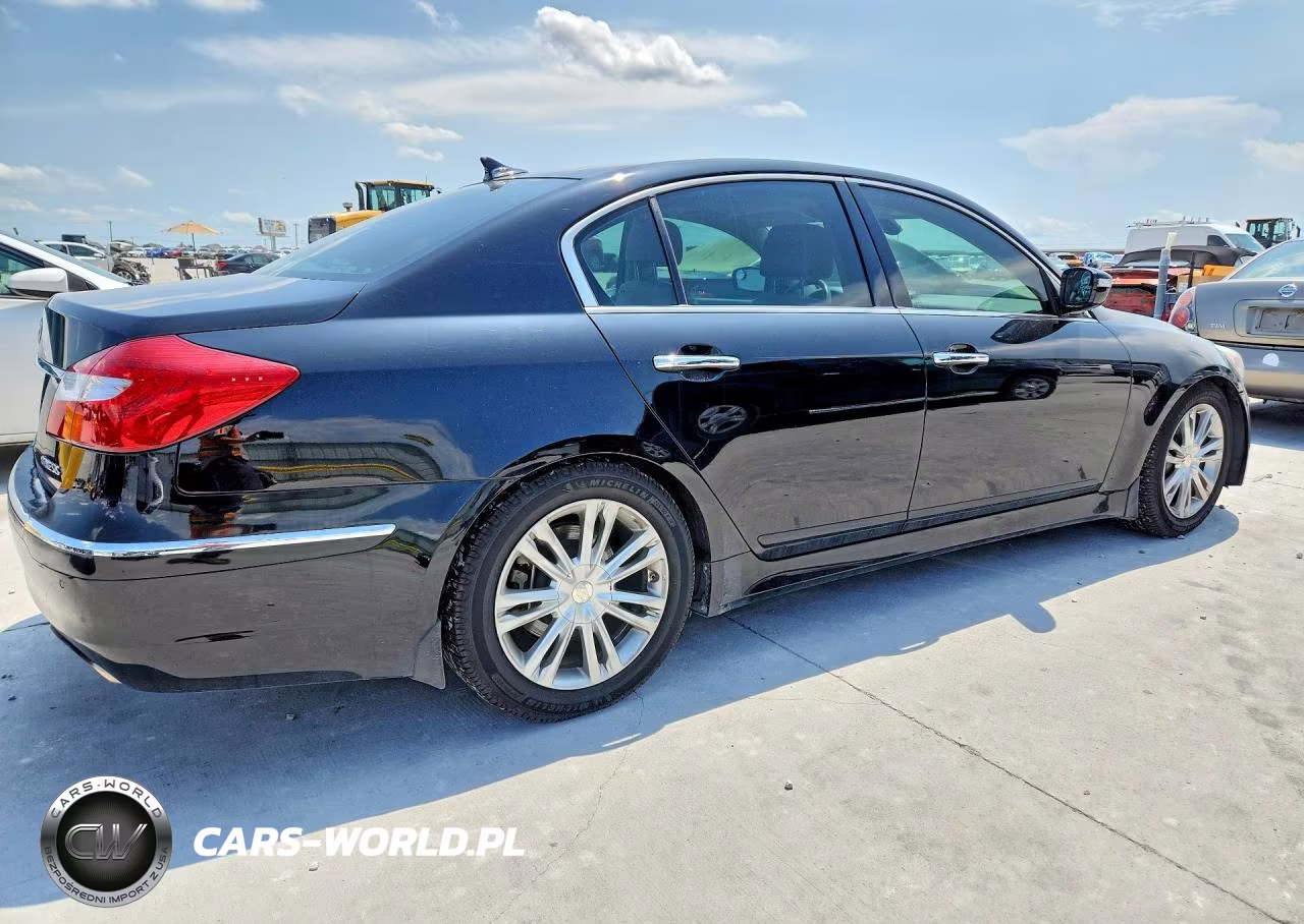 2012 Hyundai Genesis 3.8L VIN:KMHGC4DDXCU165055 - 3