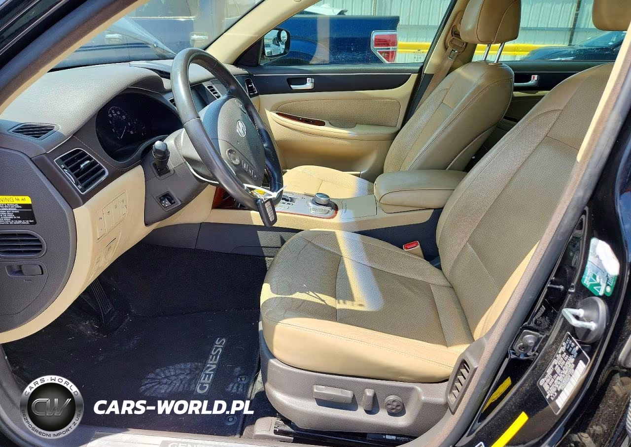 2012 Hyundai Genesis 3.8L VIN:KMHGC4DDXCU165055 - 7