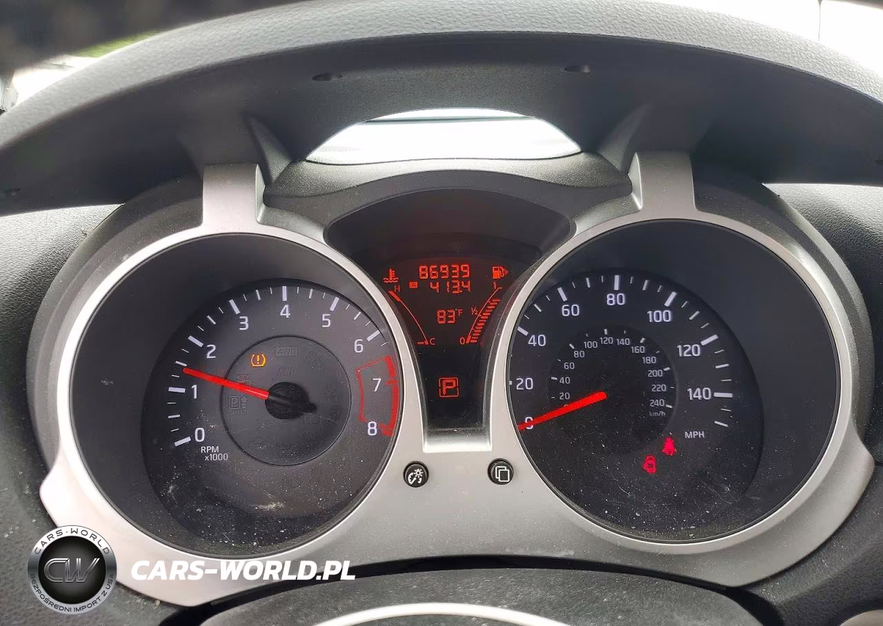 2012 Nissan Juke S VIN:JN8AF5MV2CT125420 - 9
