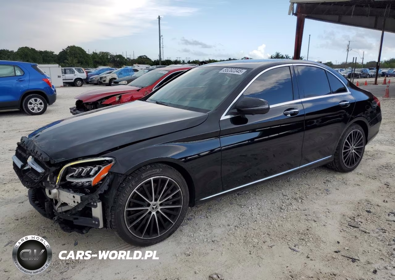 2020 Mercedes-Benz C 300