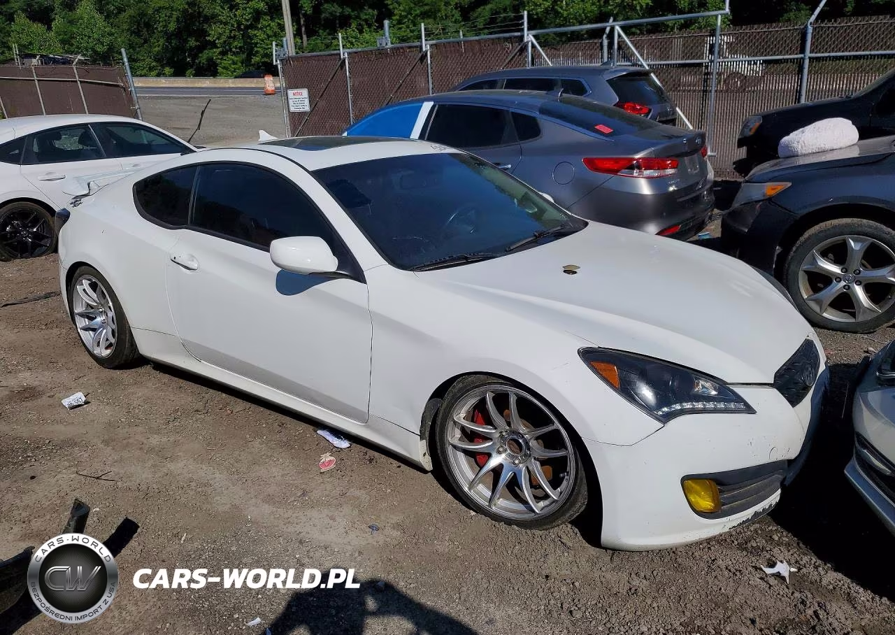 2010 Hyundai Genesis Coupe 2.0T VIN:KMHHT6KD6AU013452 - 4
