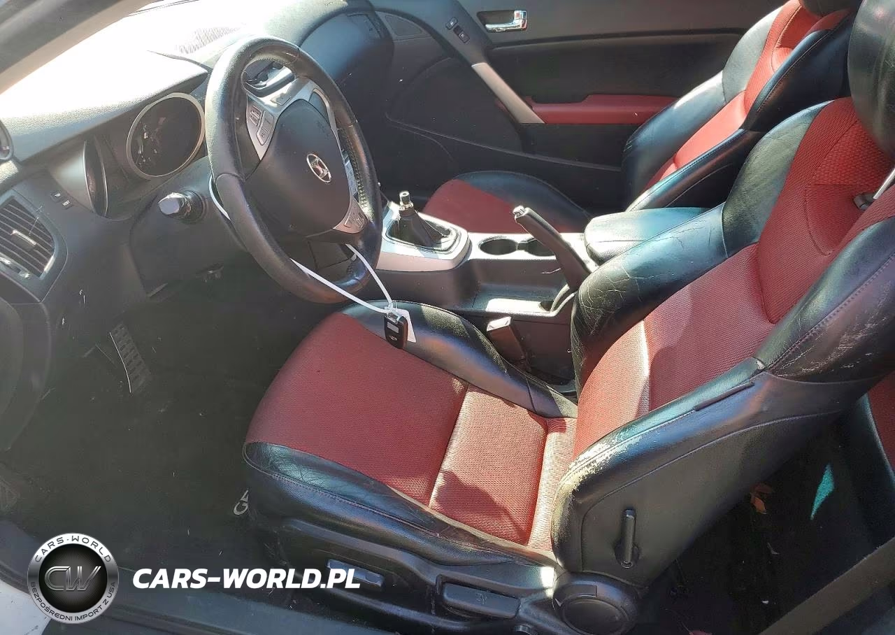 2010 Hyundai Genesis Coupe 2.0T VIN:KMHHT6KD6AU013452 - 7