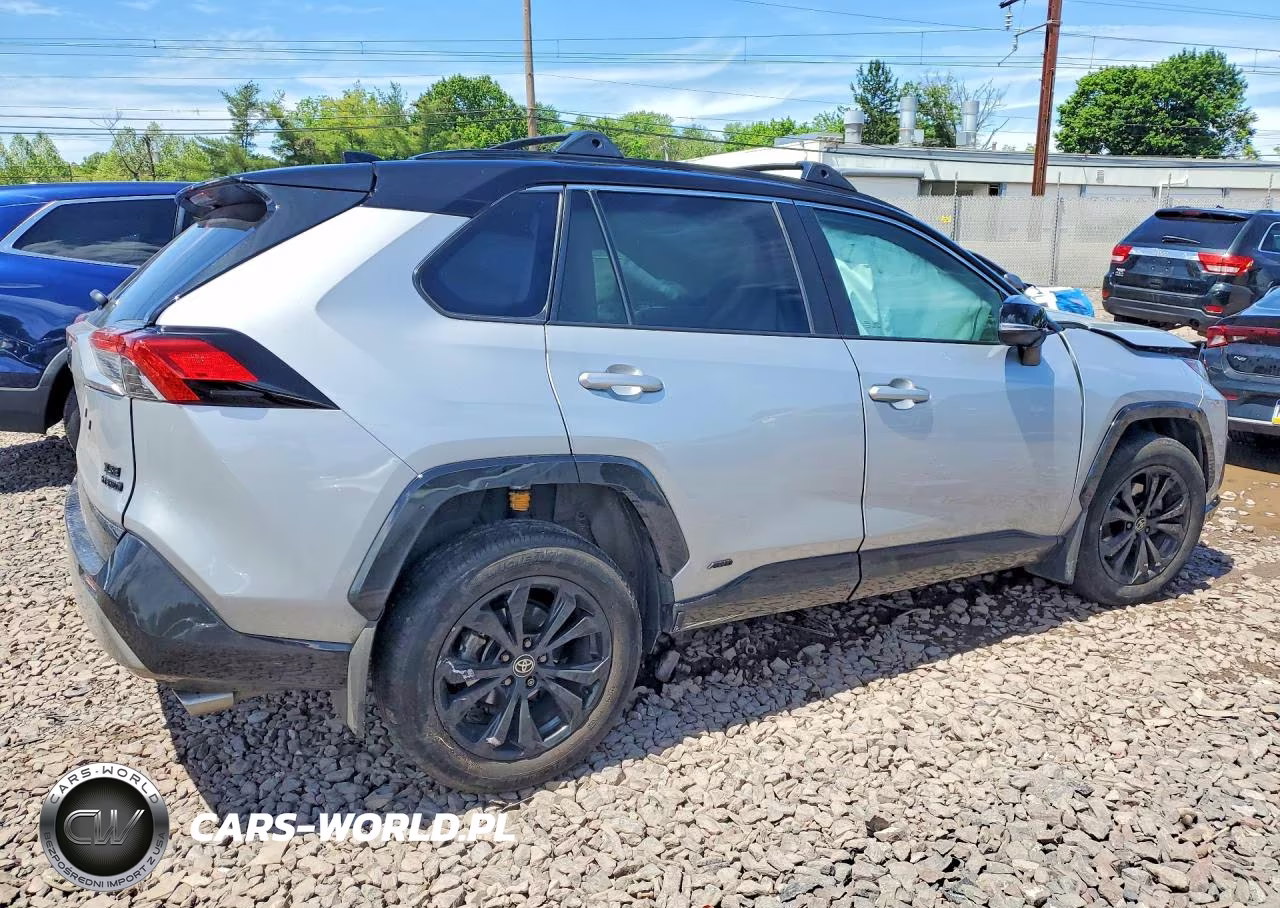 2024 Toyota Rav4 Xse VIN:2T3E6RFV5RW053054 - 3