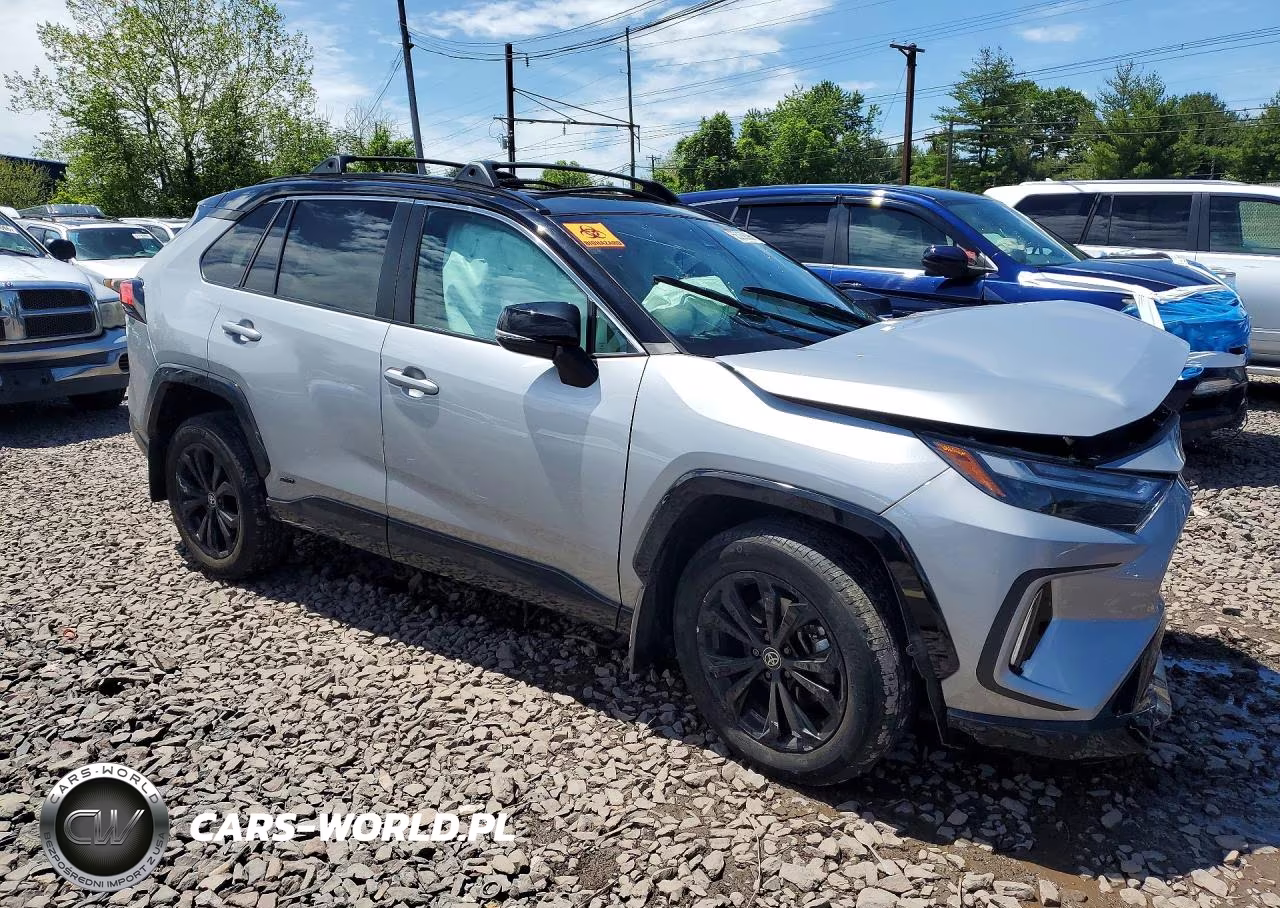 2024 Toyota Rav4 Xse VIN:2T3E6RFV5RW053054 - 4