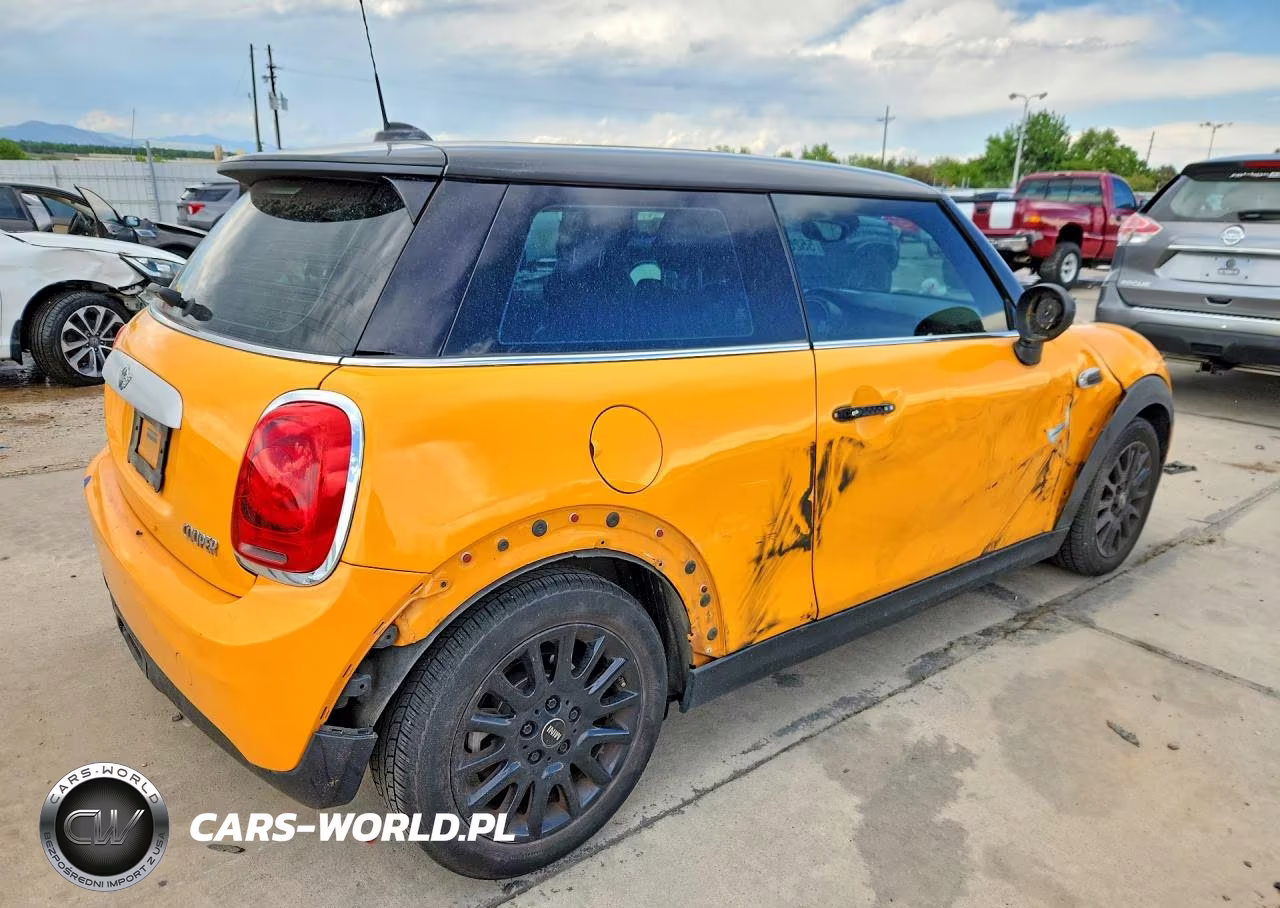 2014 Mini Cooper VIN:WMWXM5C51ET972698 - 3