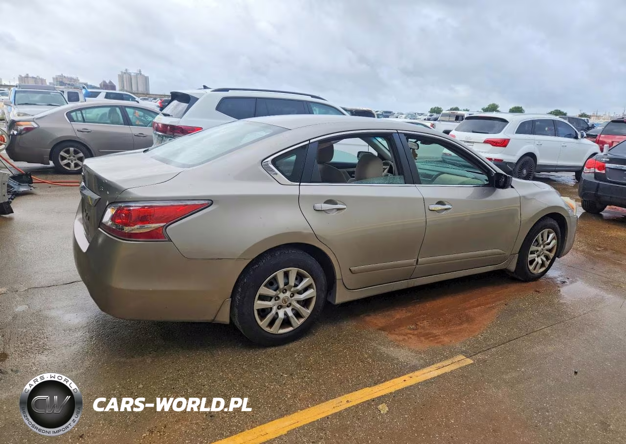 2015 Nissan Altima 2.5 S VIN:1N4AL3AP9FC197644 - 3