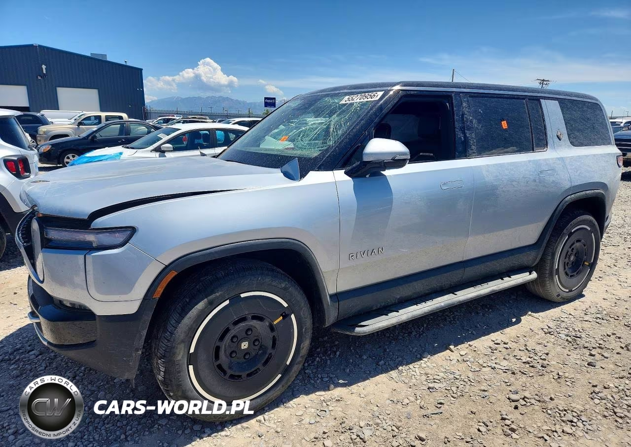 2025 Rivian R1S Adventure