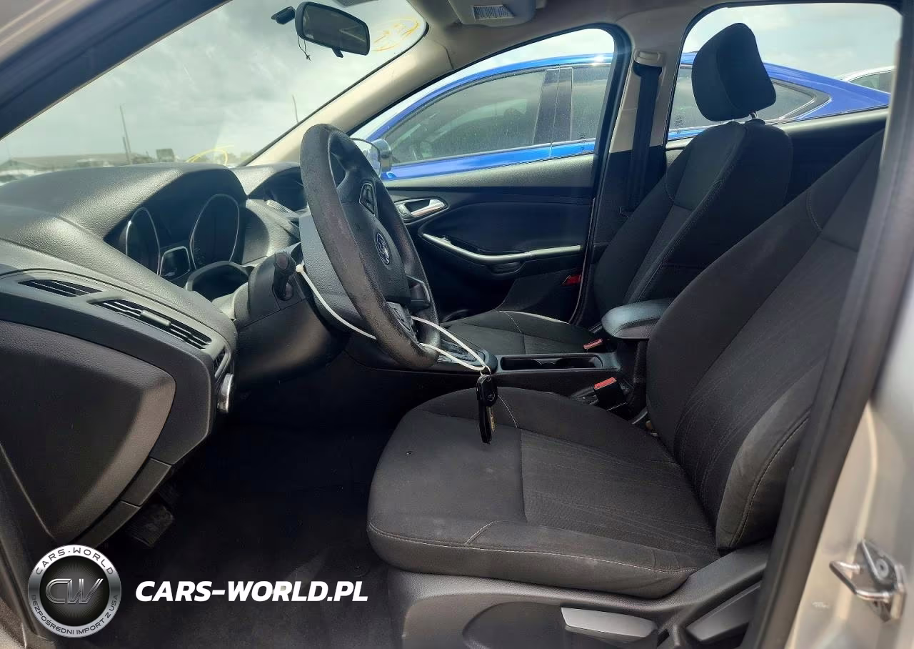 2016 Ford Focus Se VIN:1FADP3K20GL359456 - 7