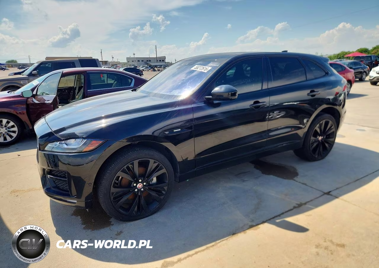 2017 Jaguar F-Pace R - Sport – zdjęcie 1 z 12