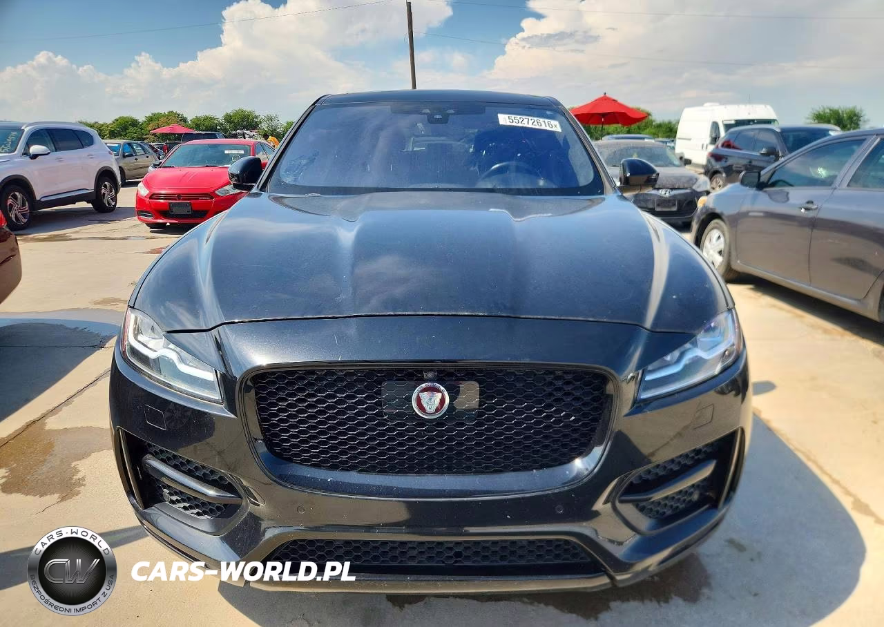 2017 Jaguar F-Pace R - Sport VIN:SADCL2BV3HA058087 - 5