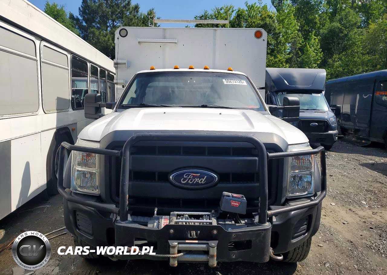 2015 Ford F550 Super Duty Chipper Truck VIN:1FDUF5HT5FED70427 - 5