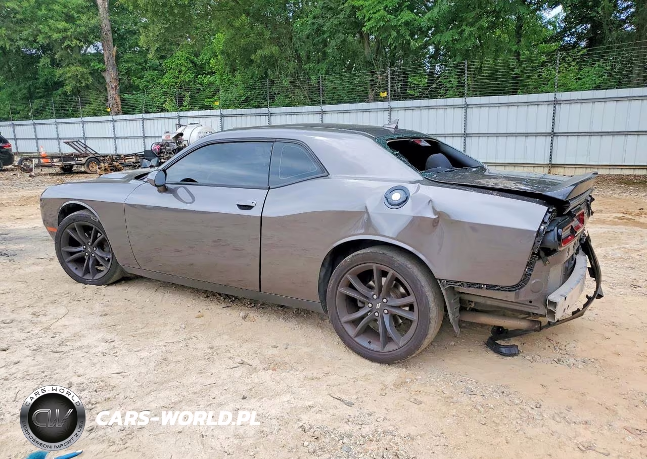 2018 Dodge Challenger Sxt VIN:2C3CDZAG5JH131606 - 2
