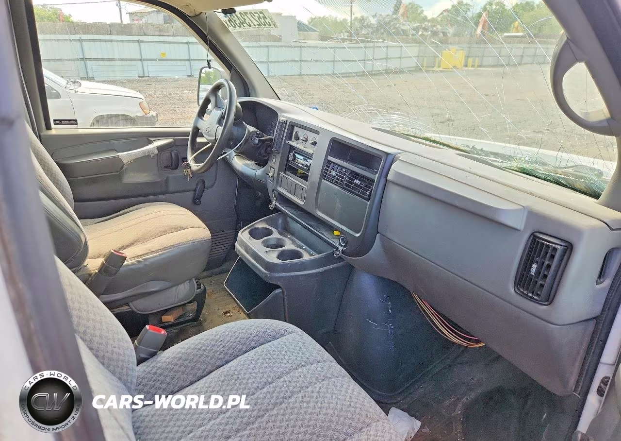 2007 Chevrolet Express G3500 VIN:1GBHG31U971164356 - 8